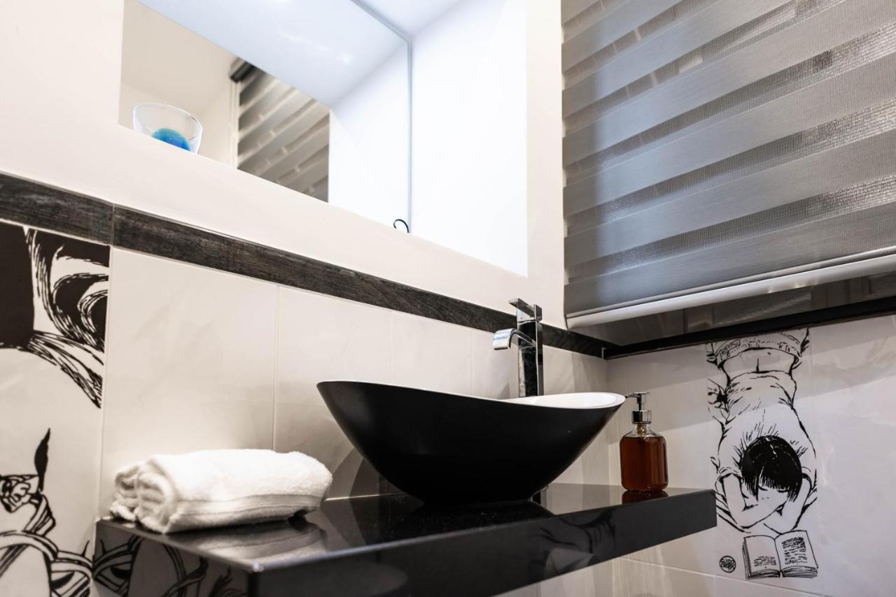 Trevi & Pantheon Design Rooms Рим Экстерьер фото